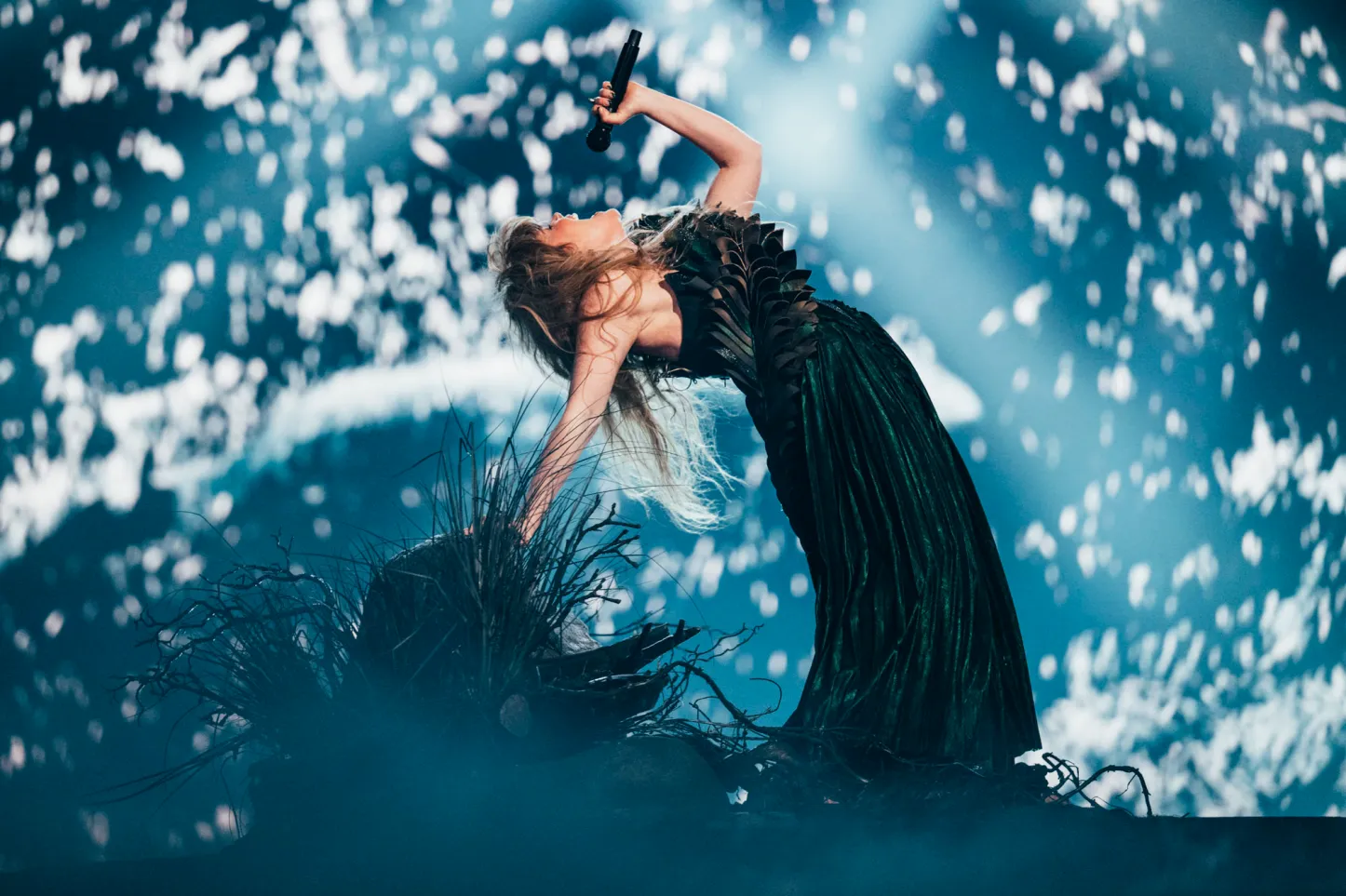 iolanda rehearsing Grito for Portugal at the First Rehearsal of the First Semi Final at Malmo Arena8